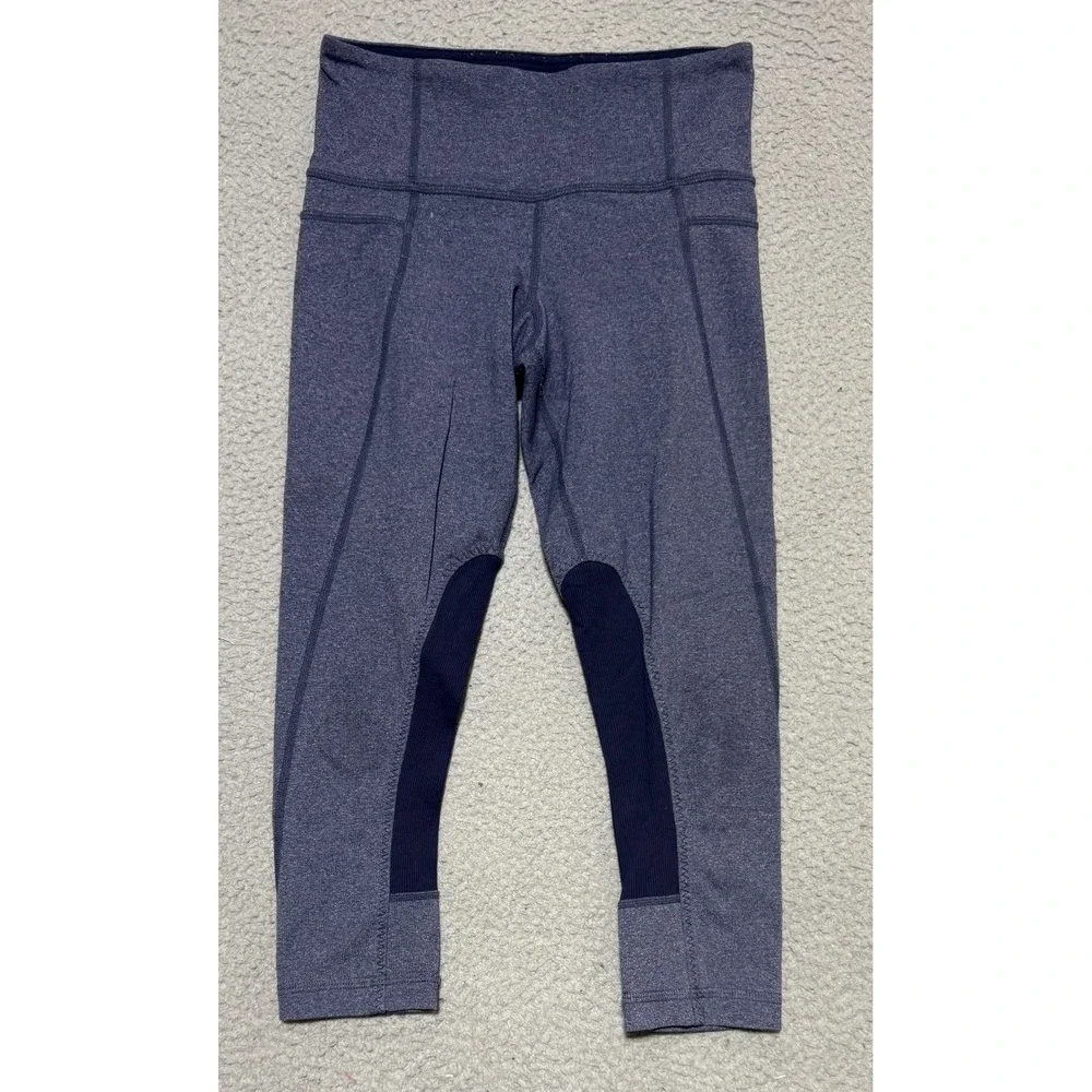 Lululemon Athletica Size 2 cropped Leggings Purple 22 inch waist
